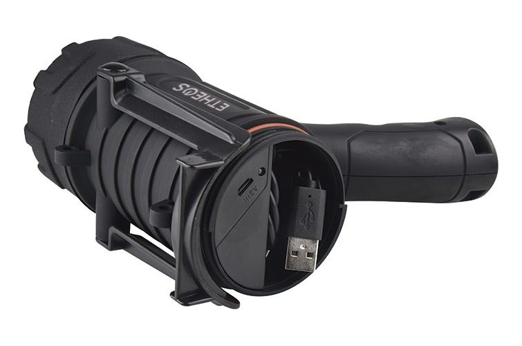 Linterna 5w Potente Alta Luminosidad Cree Led Recargable Usb Blanco Negro - 2